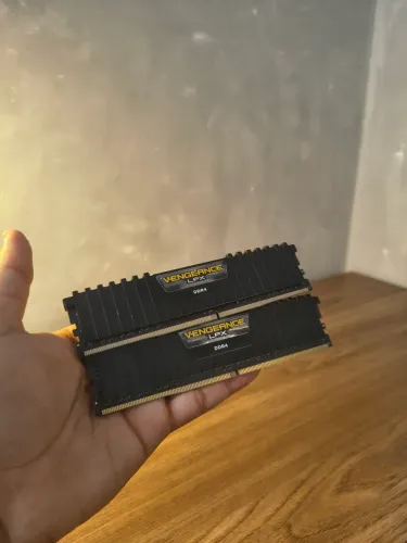 Memória RAM 16GB 2400MHz Corsair 2x8GB | Aceito Cartão | Entrego & OLX Pay