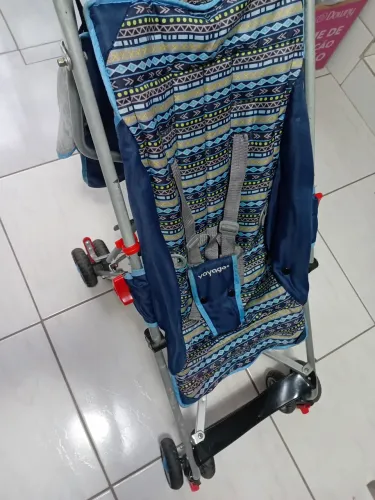 Carrinho de bebê - guarda chuva - azul menino voyage