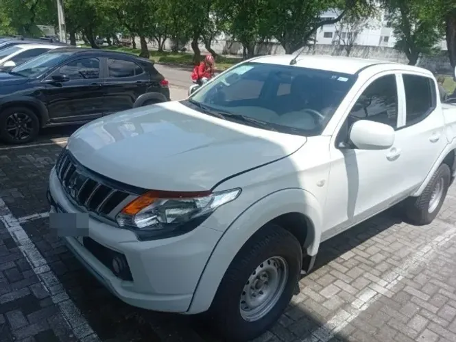 Mitsubishi L200 Triton Sport GLS 2.4 CD Diesel Aut. 2025