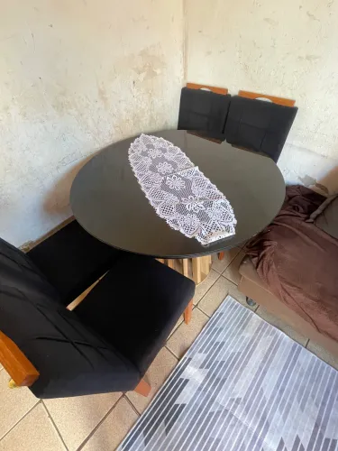 Vende-se mesa de vidro
