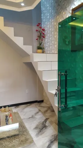 Casa à Venda na Sacramenta 2 Suítes, Planejados e Área Gourmet em Belém