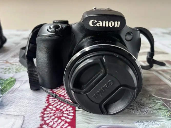 Câmera fotográfica semi profissional Canon Sx60hs