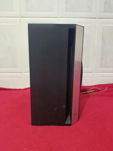 Caixa subwoofer passiva LG. Leia toda a descrição. 