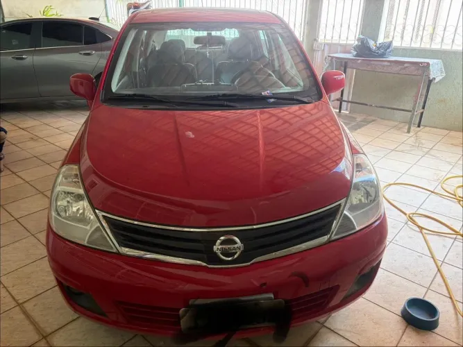 Nissan Tiida SL 1.8/1.8 Flex 16V Aut. 2013