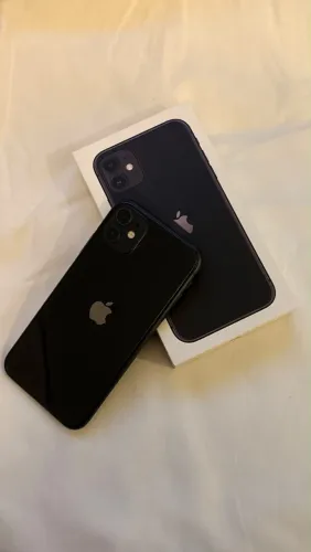iPhone 11 128gb com caixa*