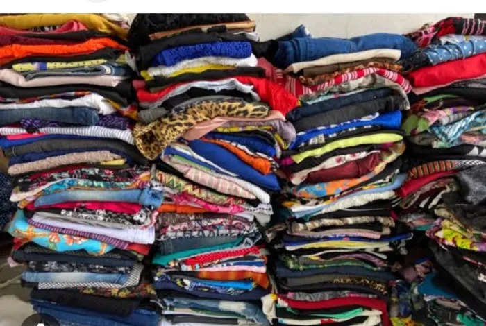 Roupas usadas mulheres