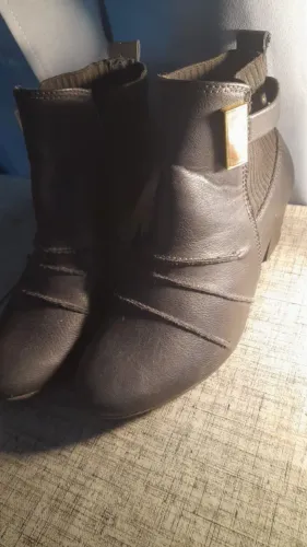 Bota Preta nova