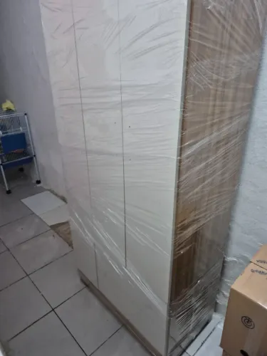 Guarda roupa 3 portas