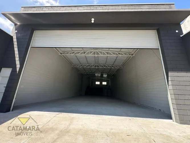 Galpão para alugar, 350 m² por R$ 12.164,55/mês - Vila Suissa - Mogi das Cruzes/SP
