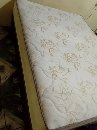 Cama casal Box , Venda Motivo Viagem