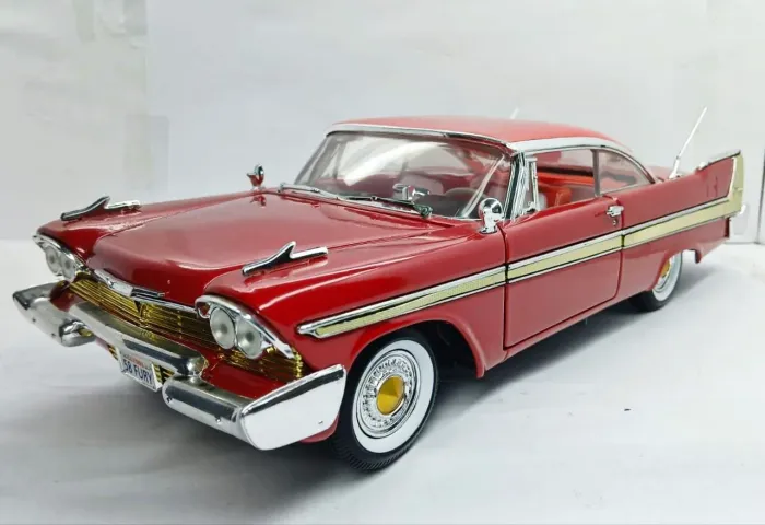 Miniatura Plymouth Fury 1958 1/18