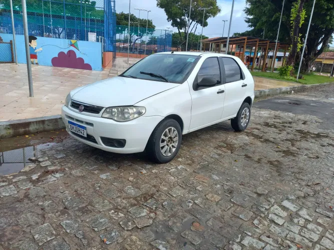 Fiat Palio Celebration 1.0 Fire Flex 8V 4P 2015
