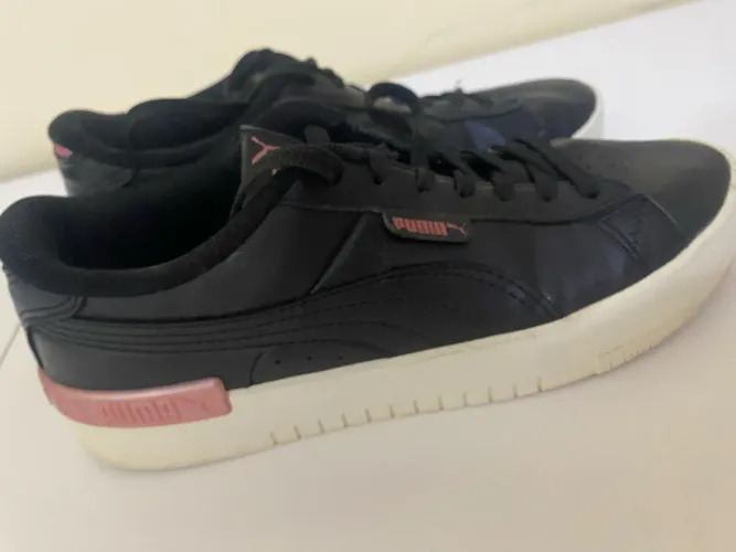 Tênis Puma Jada Original