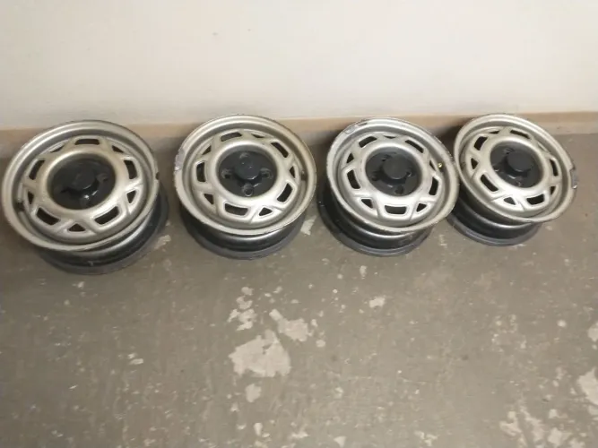 Jogo de rodas original Chevrolet GM.