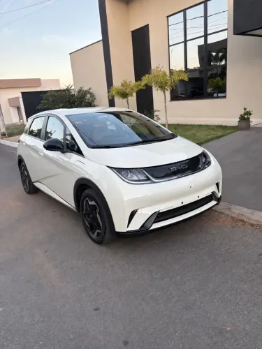BYD Dolphin EV (Elétrico) 2024