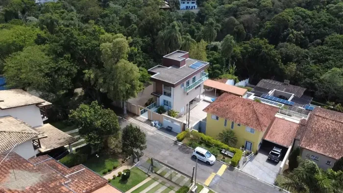 Casa no condomínio Parque Sao Paulo para venda com 4 quartos, sendo 2 suítes, 232m²