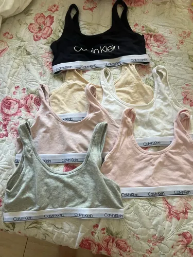 Calvin Klein, modelo Modern Cotton