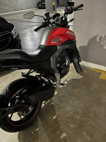 Moto Haojue DL 160 vermelha 2025/26