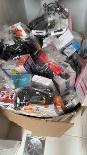 Lote de kits de leilão