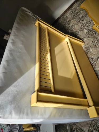 Cama de casal com colchão