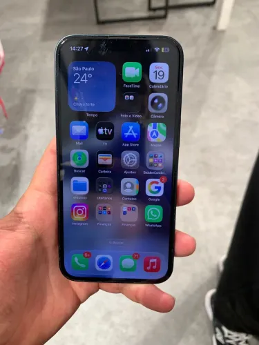 iPhone 13 impecável