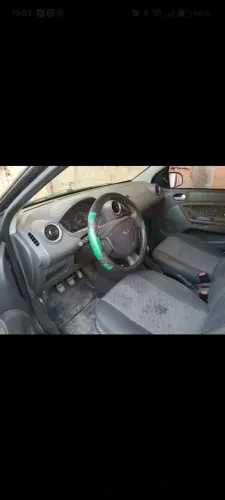Ford Fiesta Street/ Action 1.0 8V 5P 2004