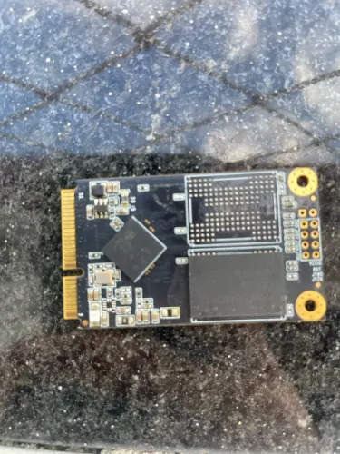 Vendo SSD mSATA de 1tb funcionando perfeitamente. (550 só hoje)