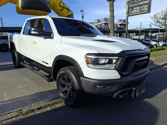 Ram 1500 Rebel 5.7 Hemi CD V8 4X4 AUT 2022