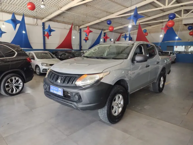 Mitsubishi L200 Tri. Outd. GLX 2.4 CD 4X4 Die. MEC 2021