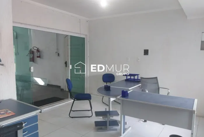 SALÃO para VENDA E ALUGUEL com 230m² no bairro Vila Scarpelli com 1 quartos e 0 vagas. San