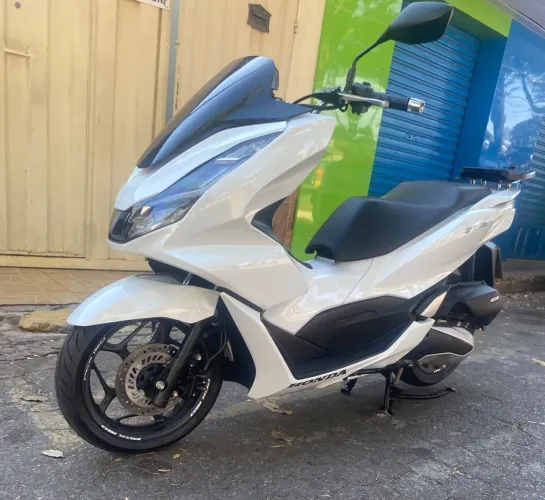 Honda PCX 160 2026 - 8600km novíssima