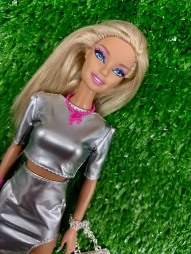 Barbie fashionista 02