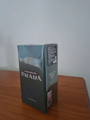 Prada Paradigme Le Parfum