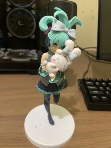 BONECA HATSUNE MIKU ACTION FIGURE