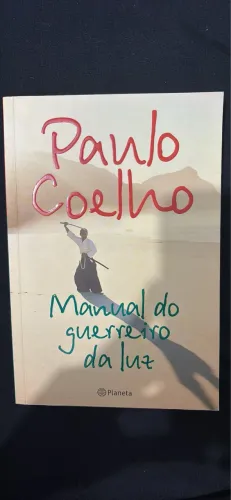 Livro Manua do guerreiro da uz