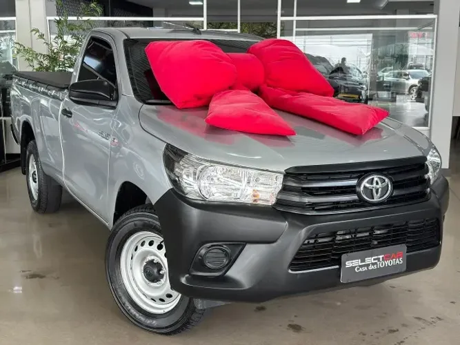 Toyota Hilux CS 4X4 2.8 TDI Diesel Mec. 2025