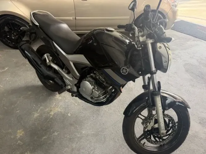 ? YAMAHA FAZER YS 250 2013/2014 ?  