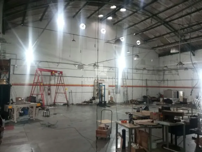 Galpão Industrial para Locação 900 m² Parque Novo Mundo