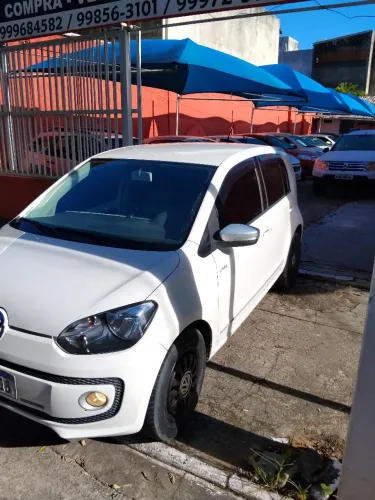 Volkswagen Up! Black/white/red 1.0 T. Flex 12V 5P 2016