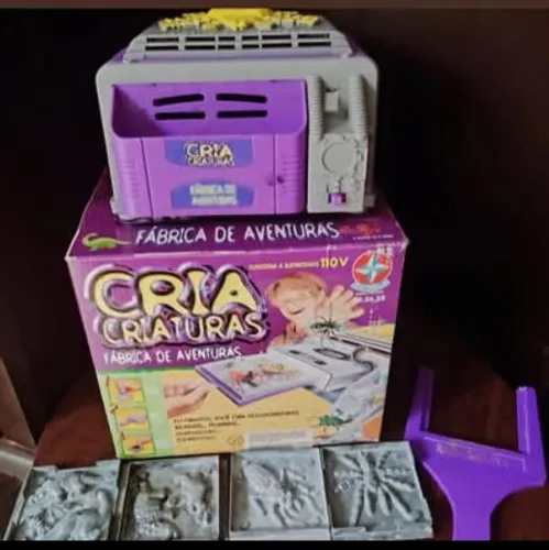 Cria Criaturas Fábrica de Aventuras da marca Estrela, lançado nos anos 90.