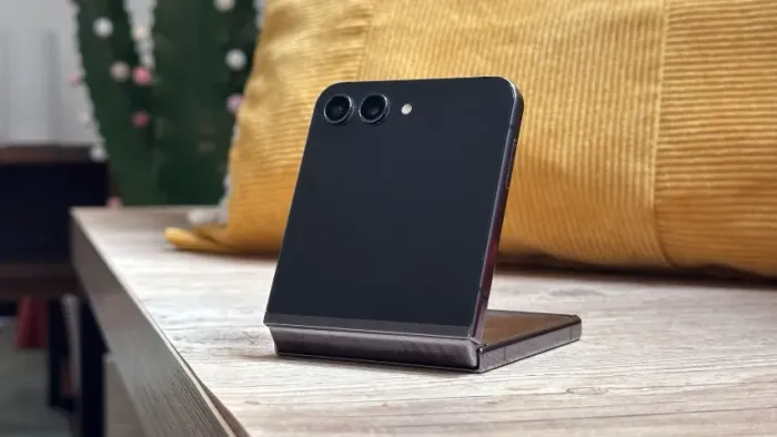 Galaxy z flip 5 (512gb so funciona tela externa)