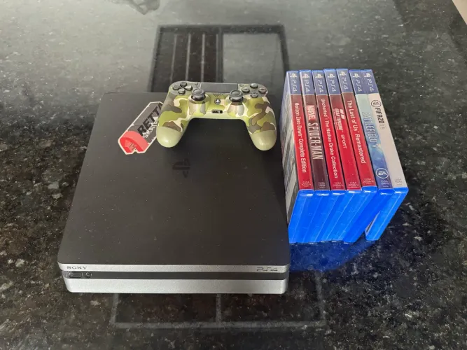 Ps4 slim 800gb - PlayStation 4