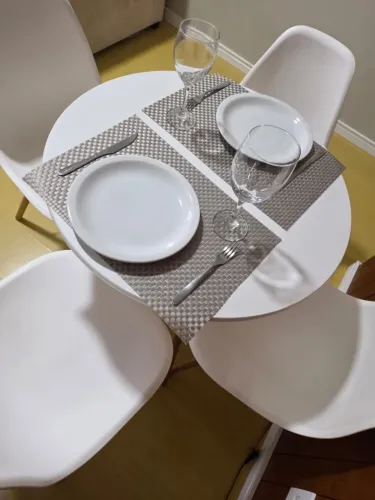 Mesa de jantar redonda