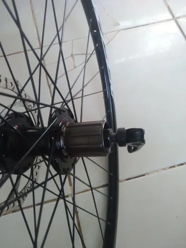 Aro 29 completo cubo GTS frihunb padrão HG semi nova 