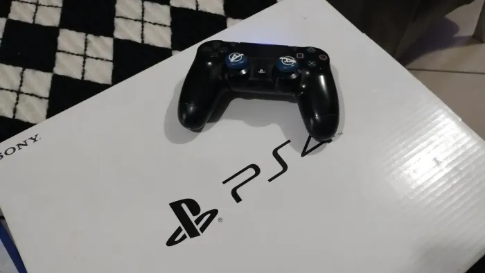 PS4 Desapego?