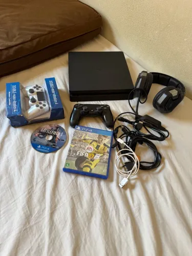 PlayStation 4 ps4 Impecável ( aceita trocas )