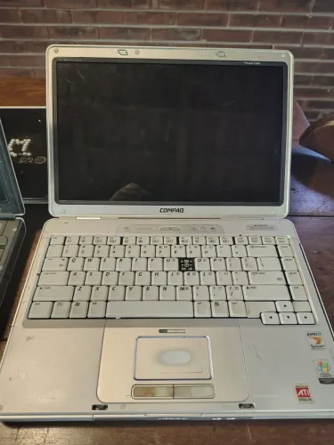 Peças do compaq presario v2000