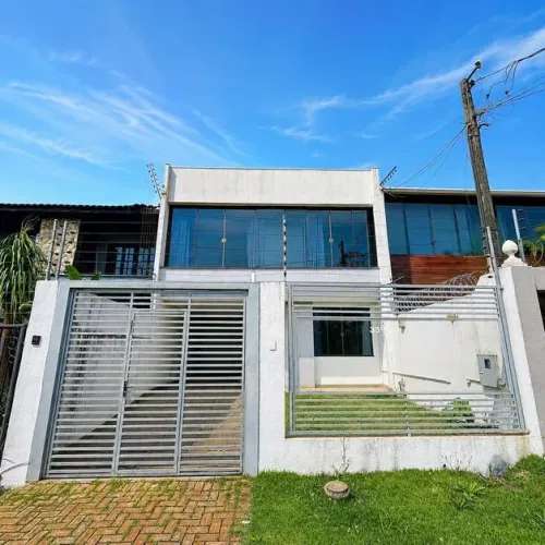 Casa com 1 Quarto(s) e 1 banheiro(s) para Alugar, 134 m² por R$ 3300 / Mês