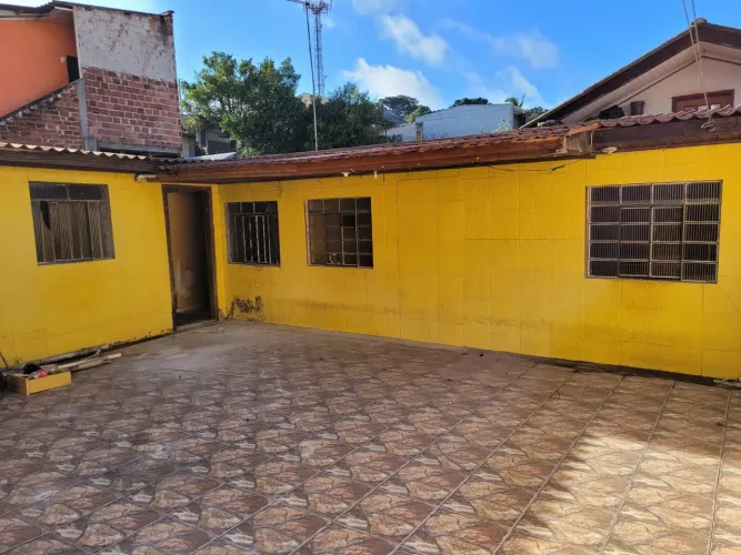 Alugo casa 03 qtos XAXIM R$2000,00 Direto com dona