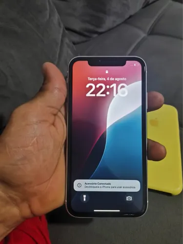 Vende-se IPhone XR 128GB